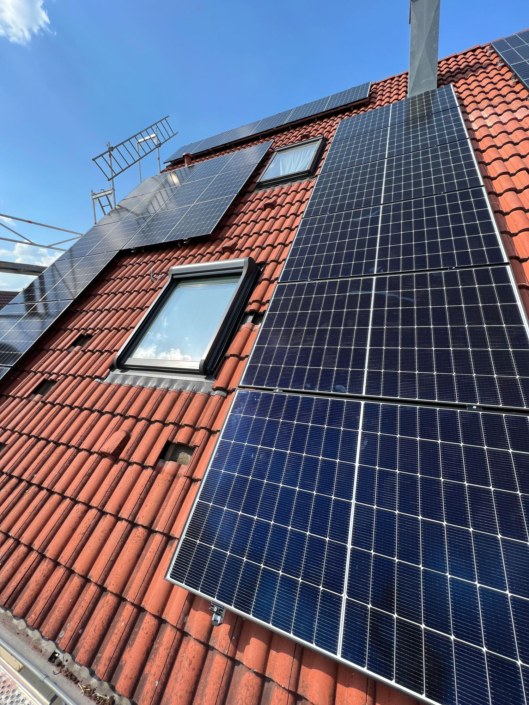 PV-Anlage in Altdorf montiert von M&S Metall- und Solarbau GmbH